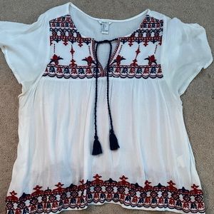 Forever 21 White embroidered blouse